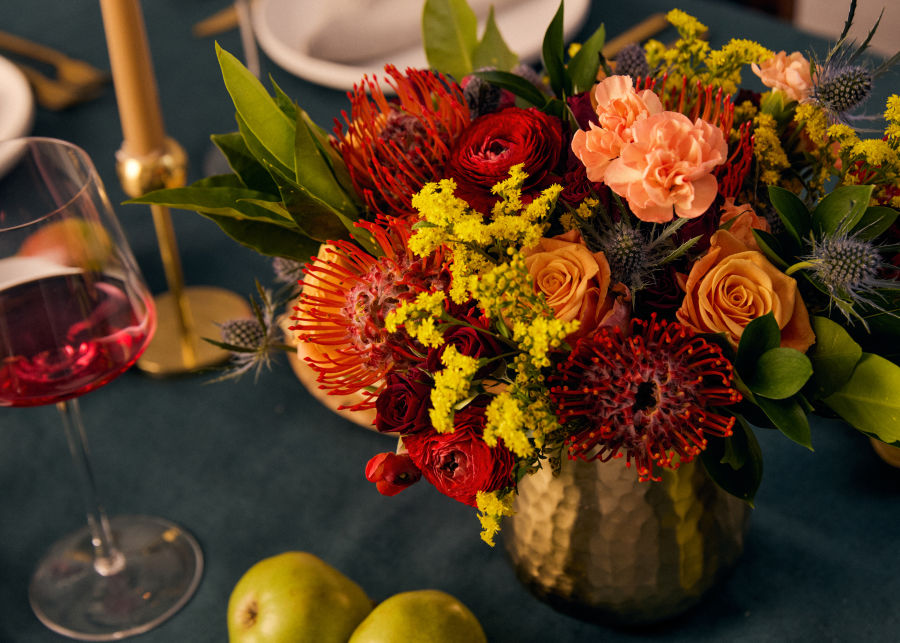 Full View of The Fall Centerpiece image number 3