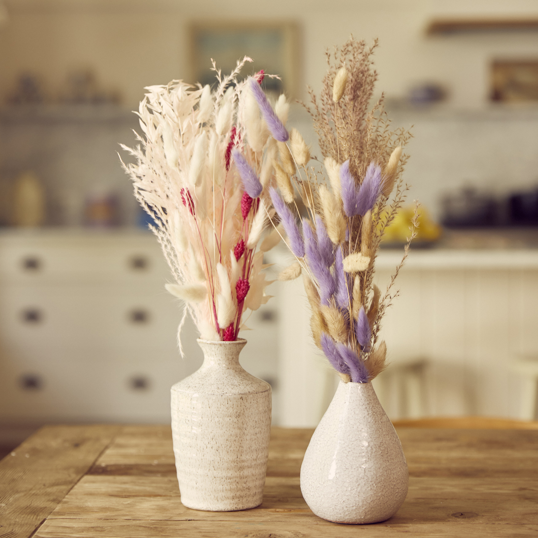 decorating-with-dried-bouquets